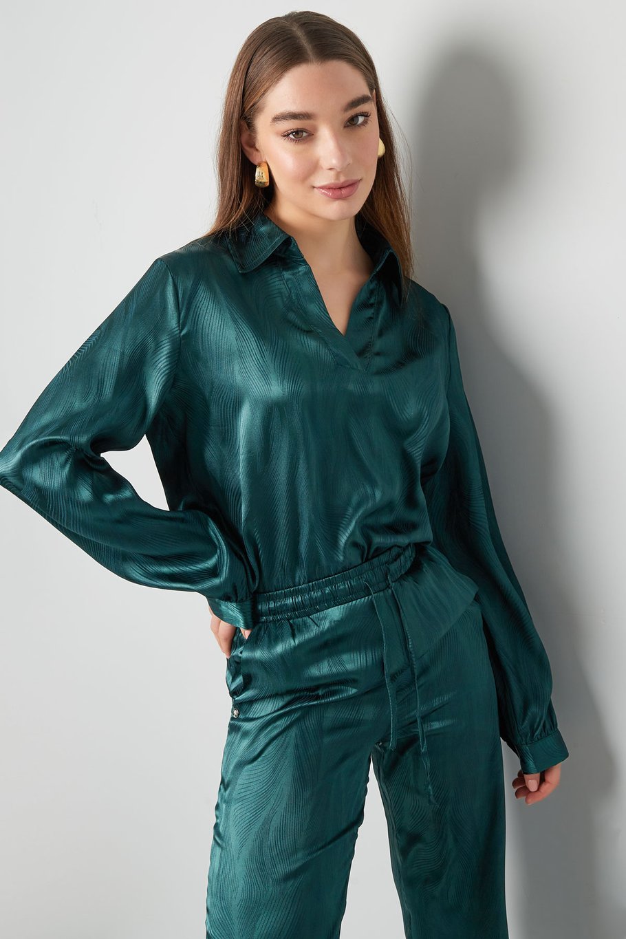 Blusa de raso con estampado - violeta Imagen2